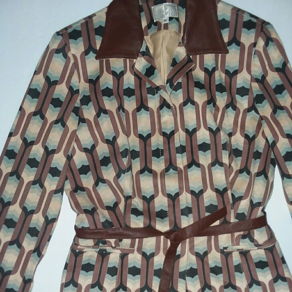 Blazer - Picture 1 of 2